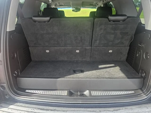 Used 2019 SHADOW GRAY METALLIC Chevrolet Premier image 23