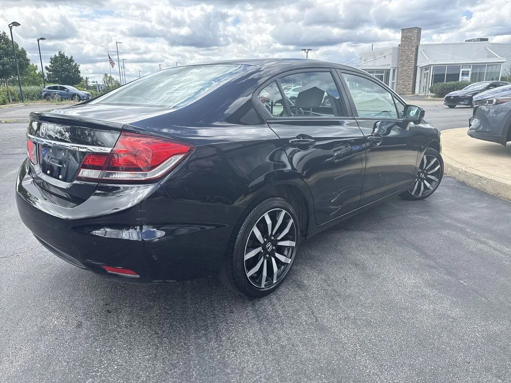 Used 2015 Black Honda EX-L image 3