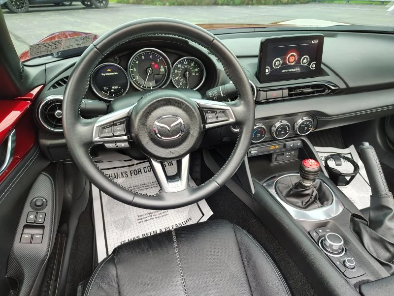 Used 2022 Red Mazda Grand Touring image 24