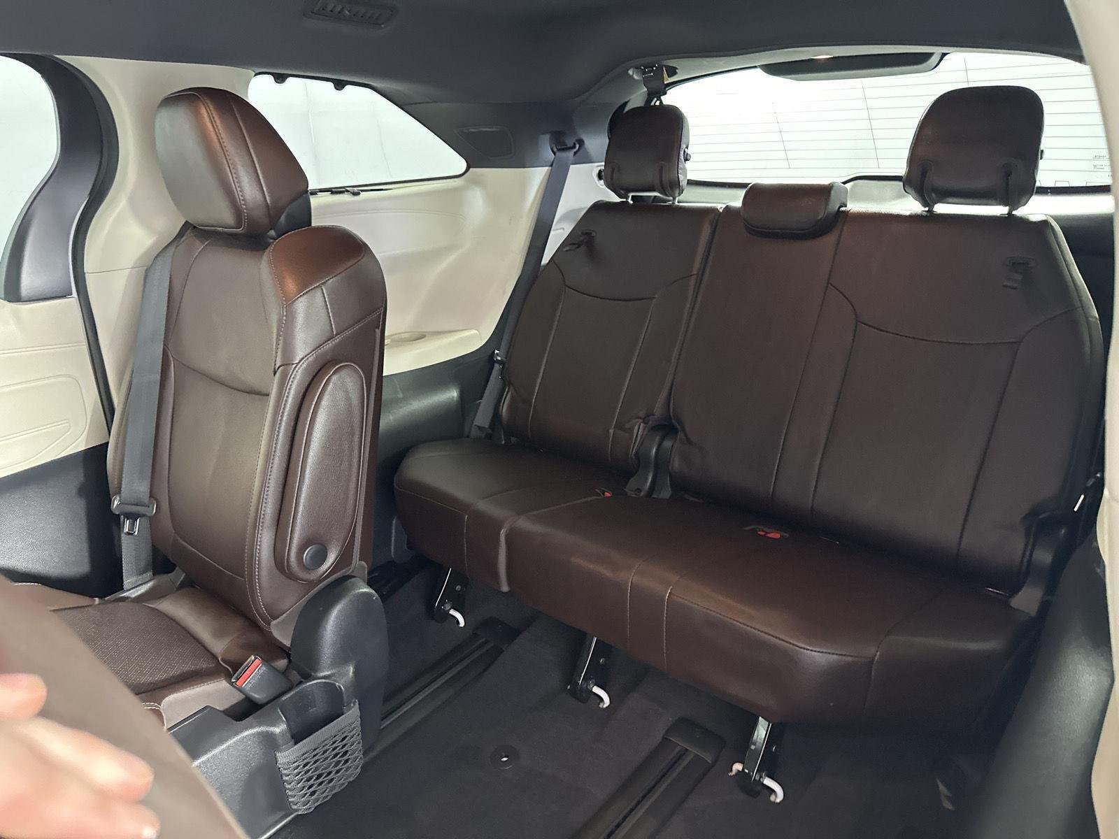 Used 2022 Windchill Pearl Toyota Platinum 7-Passenger image 25
