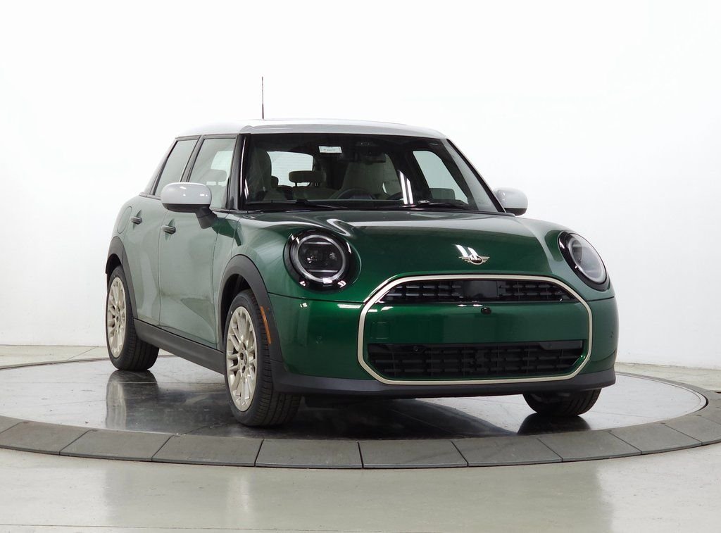 2026 MINI Hardtop's photo