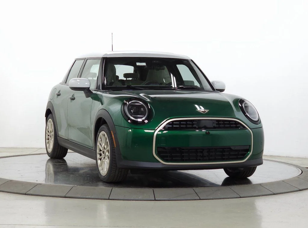 2026 MINI Hardtop's photo