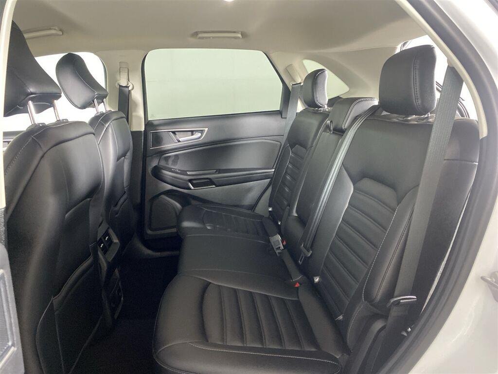 Used 2023 Oxford White Ford SEL image 23