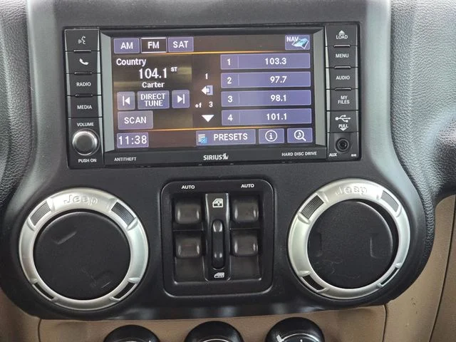 Used 2018 Black Jeep Unlimited Sahara image 14