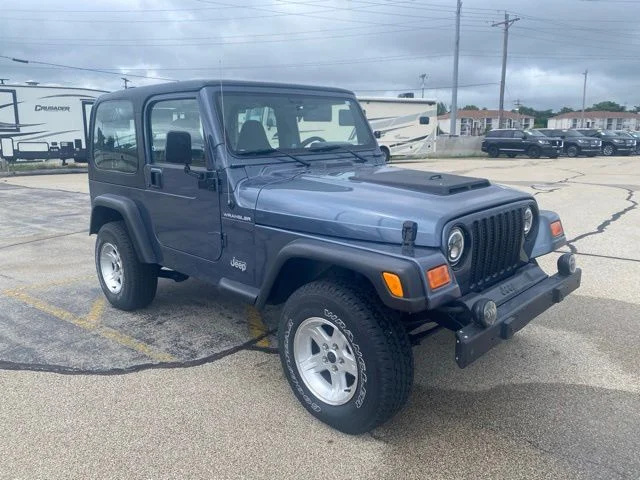 Used 2002 Blue Jeep SE image 4