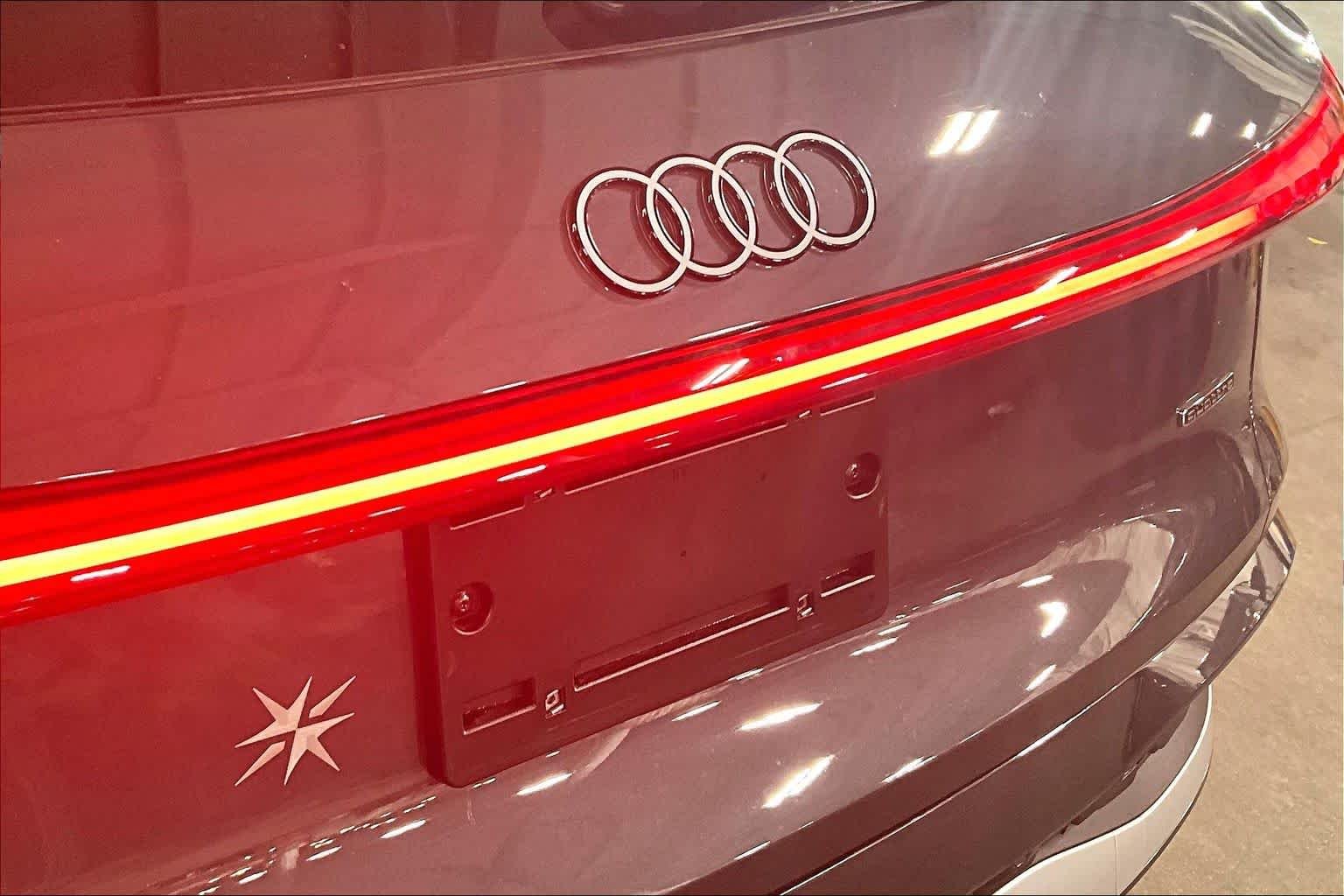 Used 2025 Tambora Gray Metallic Audi Premium Plus image 31