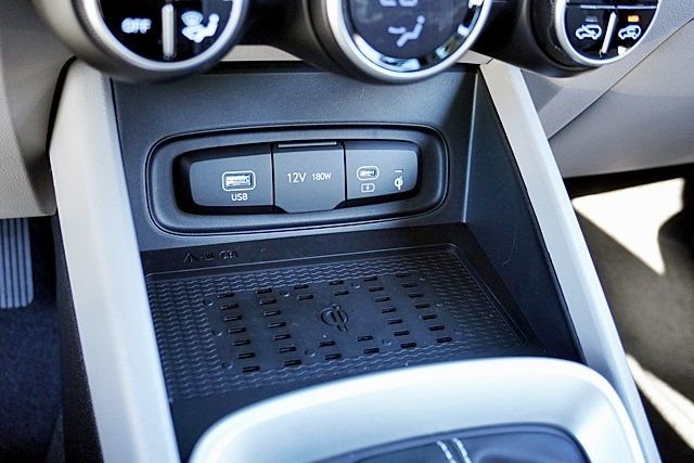 Used 2026 Black Hyundai SEL image 28