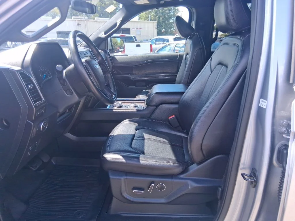 Used 2021 Silver Ford Limited image 11