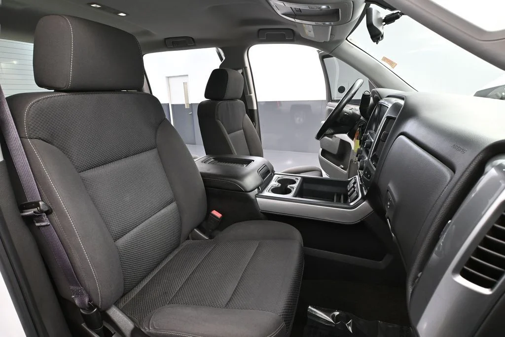 Used 2017 White Chevrolet LT image 50