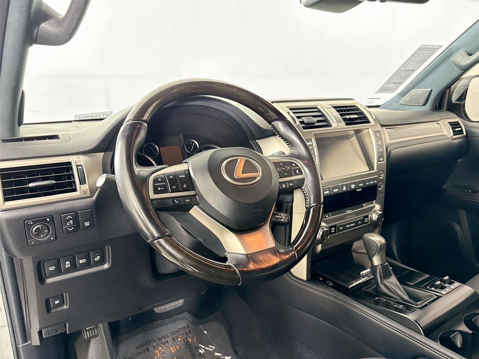 Used 2021 Atomic Silver Lexus GX 460 Premium image 4