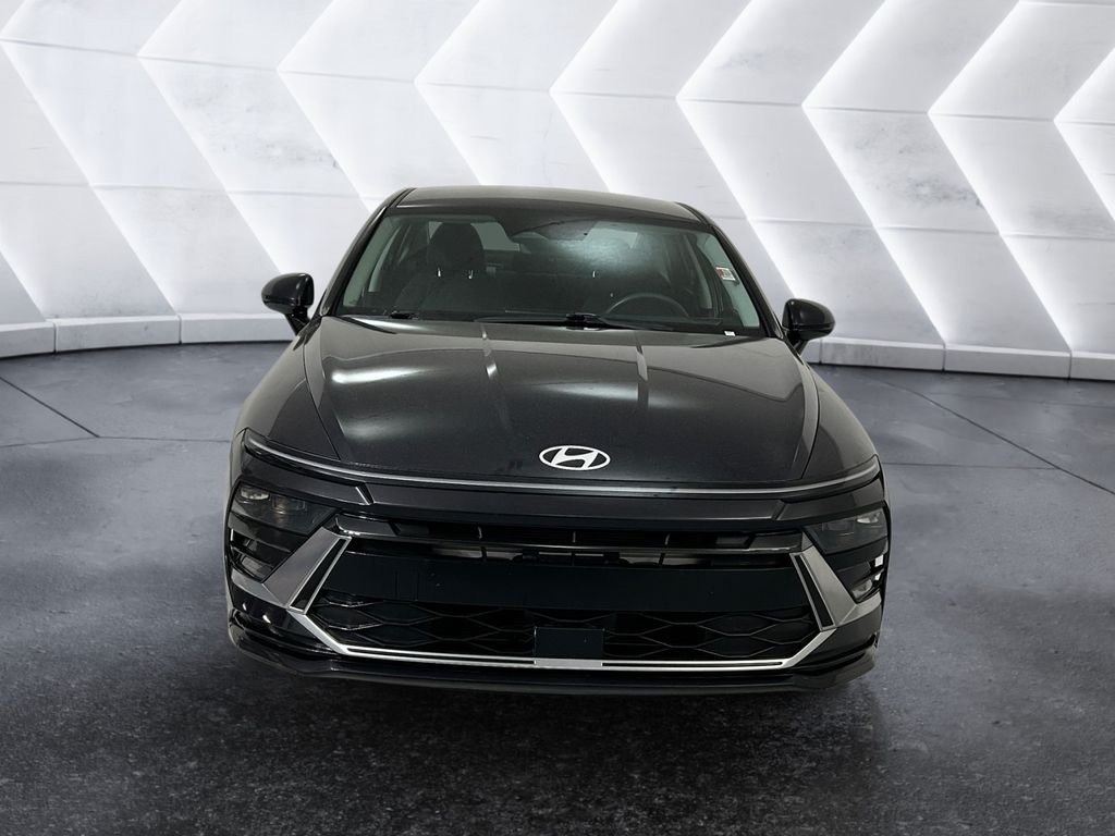 Used 2024 Blue Hyundai SEL image 2