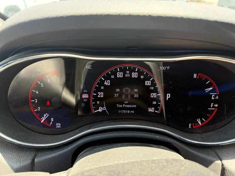 Used 2017 Billet Metallic Clearcoat Dodge SXT image 9