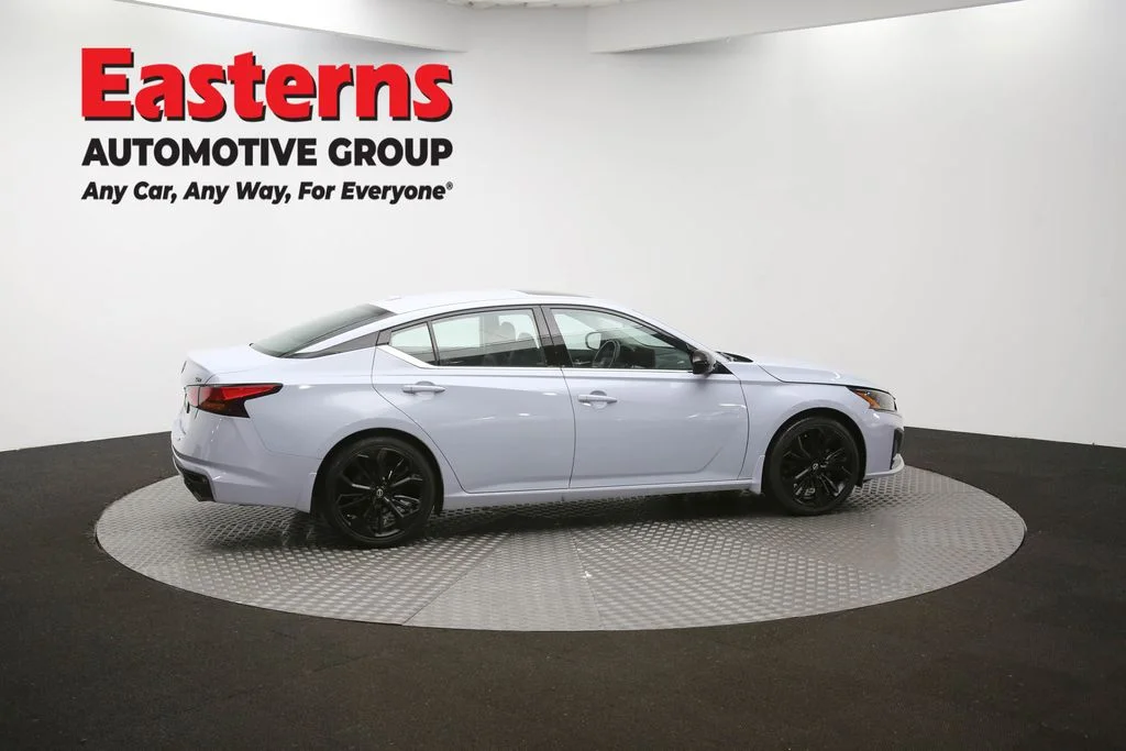 Used 2023 Gray Nissan 2.5 SR image 43