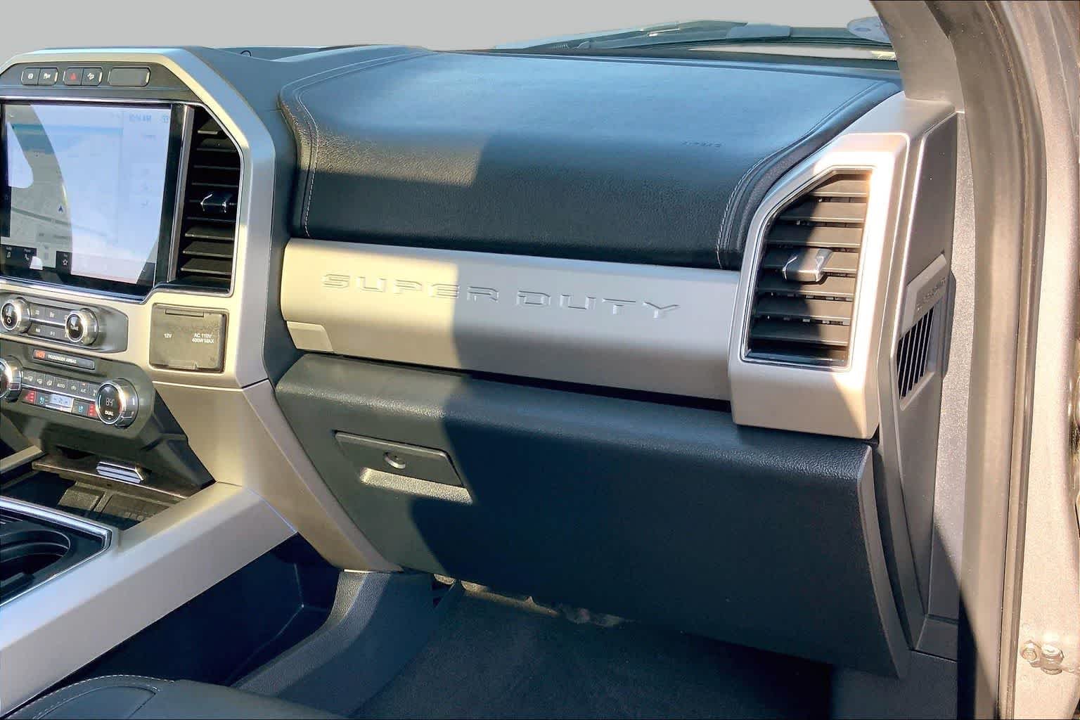 Certified Used 2022 Carbonized Gray Metallic Ford LARIAT image 18