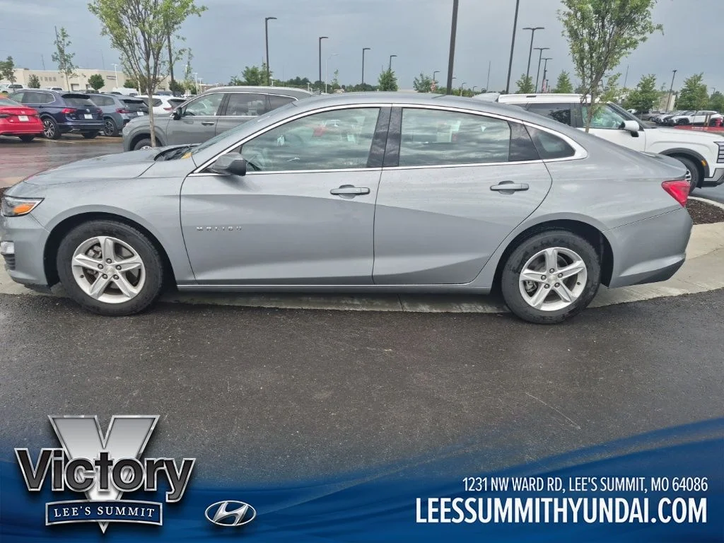 Used 2024 Chevrolet Malibu 1LT with VIN 1G1ZD5ST6RF122140 for sale in Kansas City