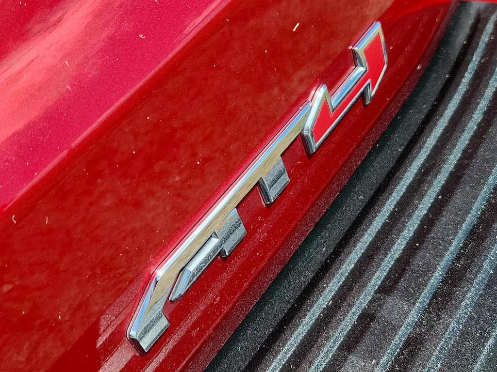 Used 2023 VOLCANIC RED TINTCOAT GMC AT4 image 24