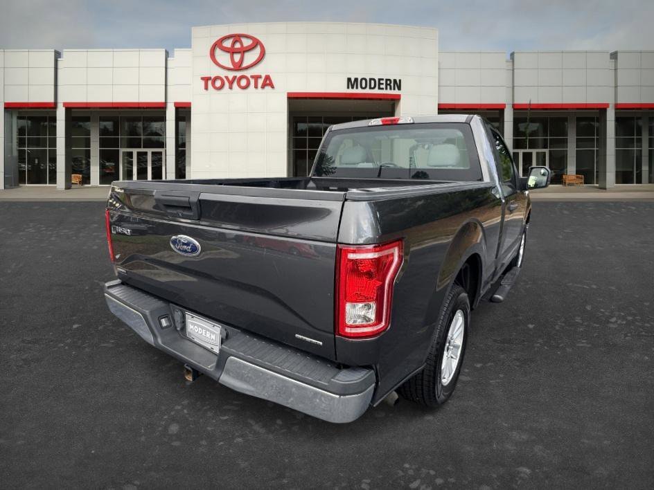 Used 2016 Magnetic Ford XL image 5