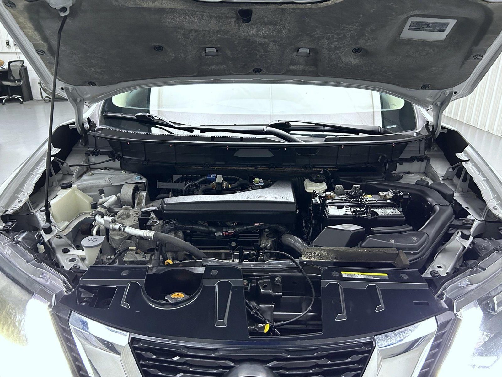 Used 2017 Silver Nissan S image 24