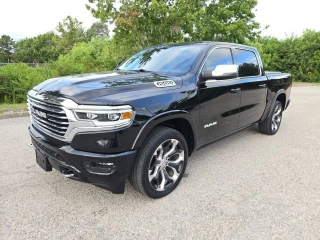2023 RAM 1500 Longhorn 4x4 Crew Cab 5'7's photo