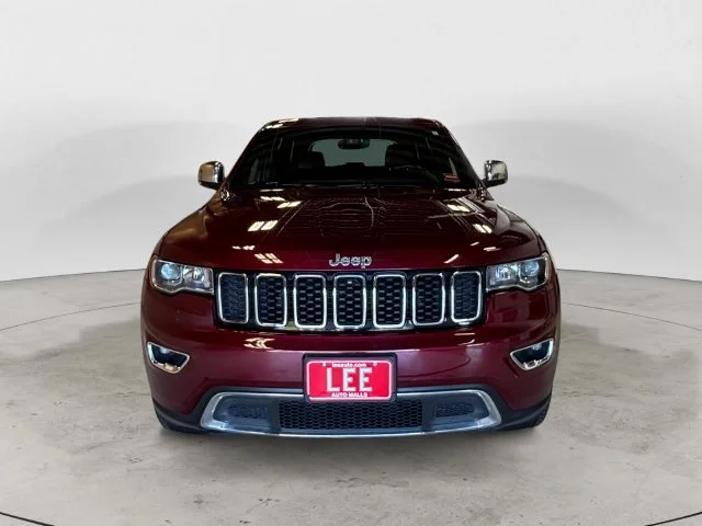Used 2021 Red Jeep Limited image 9