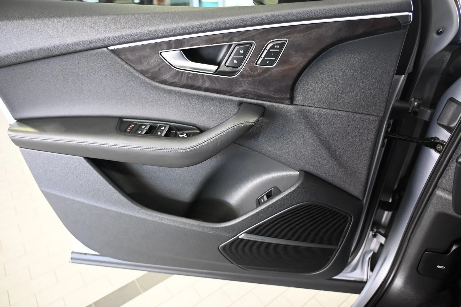 Used 2021 Silver Metallic Audi 55 Prestige image 12