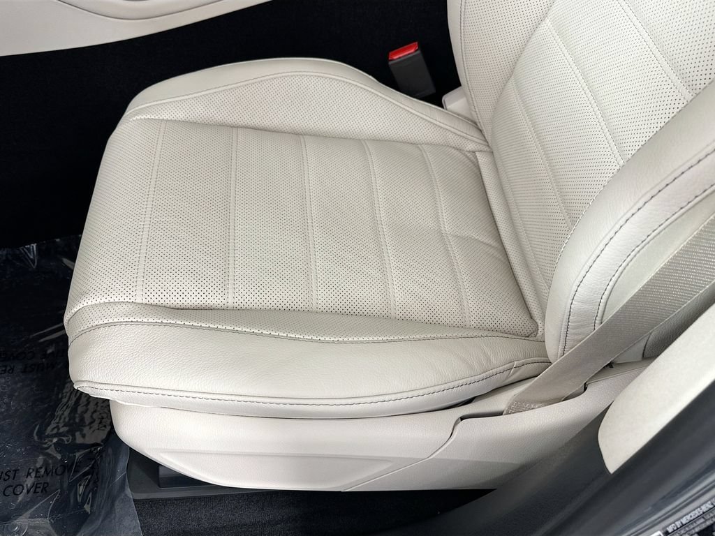 New 2026 Selenite Grey Metallic Mercedes-Benz GLS 450 image 55