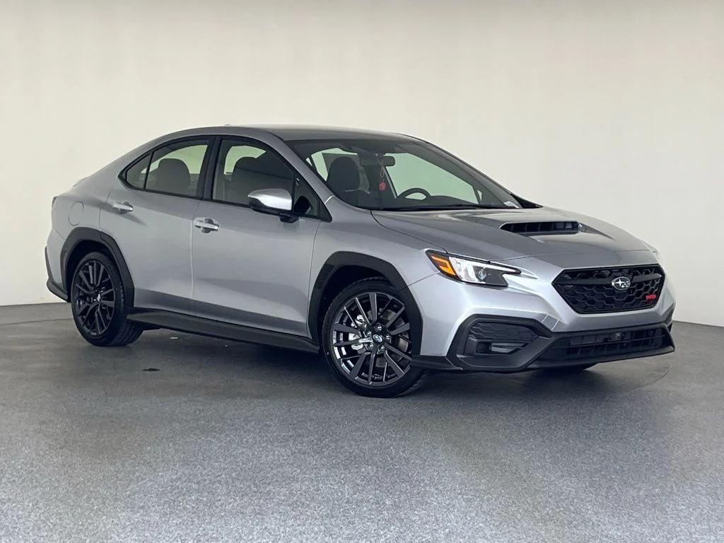 New 2026 ICE SILVER METALLIC Subaru Base image 33