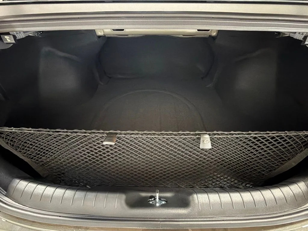 New 2026 Amazon Gray Hyundai SE image 13
