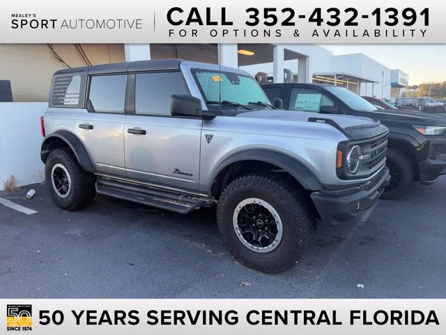 2021 Ford Bronco 4-Door Base
