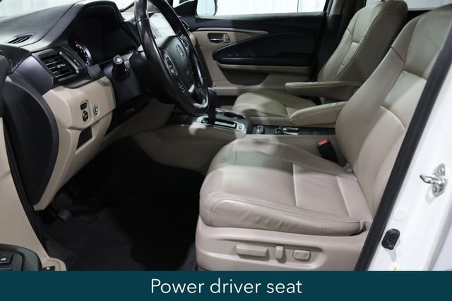Certified Used 2018 White Honda EX-L image 10