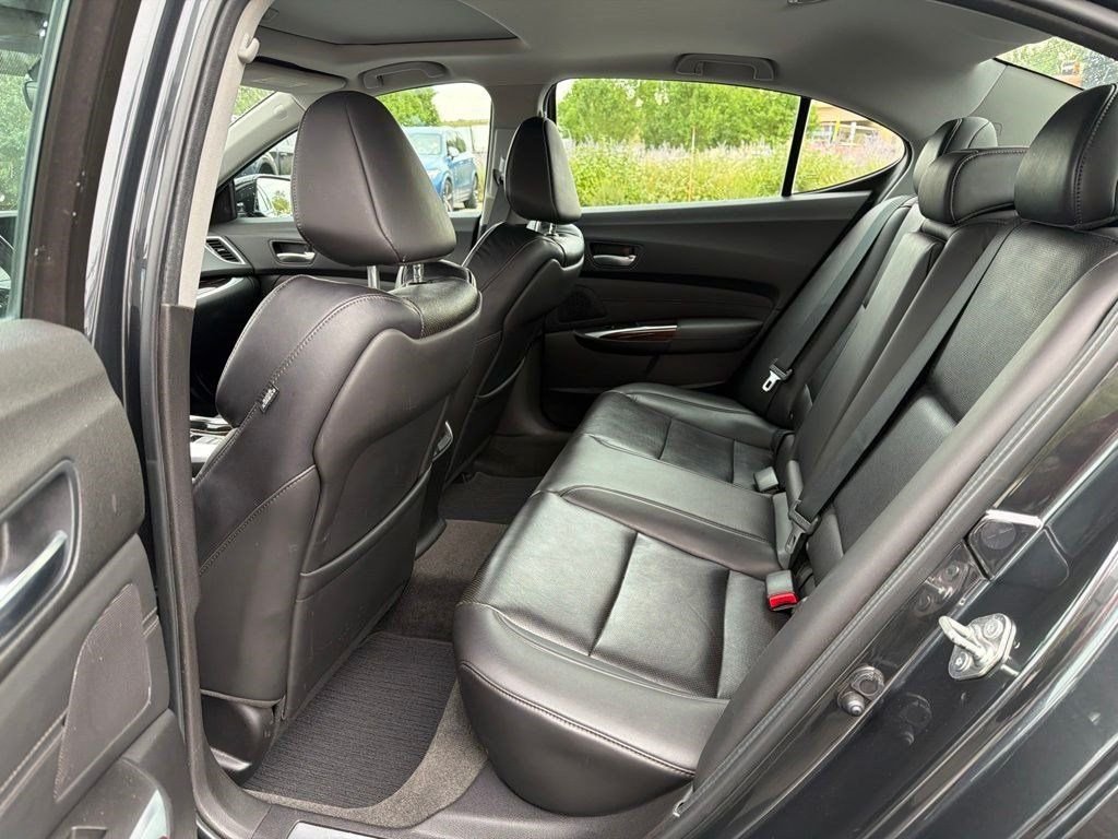 Used 2016 Gray Acura V6 Advance image 11