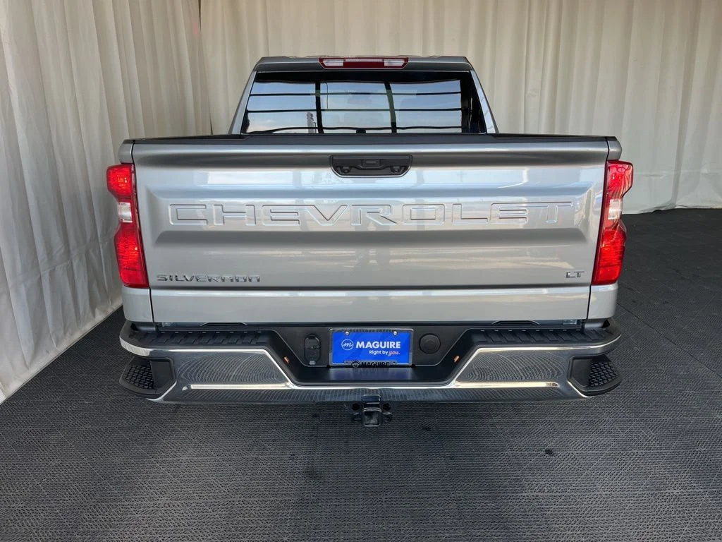 Used 2025 Gray Chevrolet LT image 25