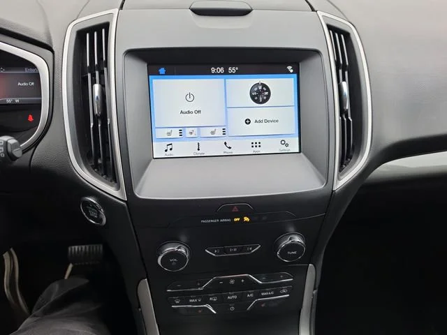 Used 2019 Gray Ford SEL image 26