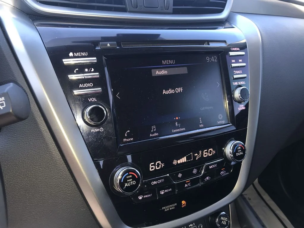 Used 2023 White Nissan SV image 16