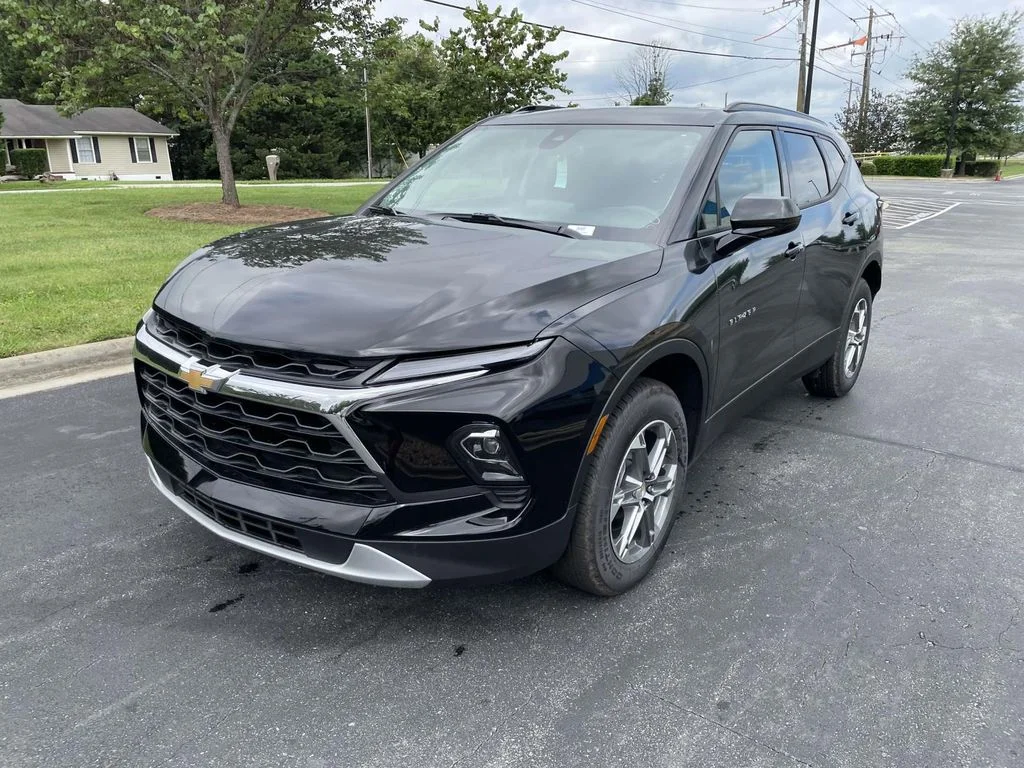 New 2026 Black Chevrolet 2LT image 3