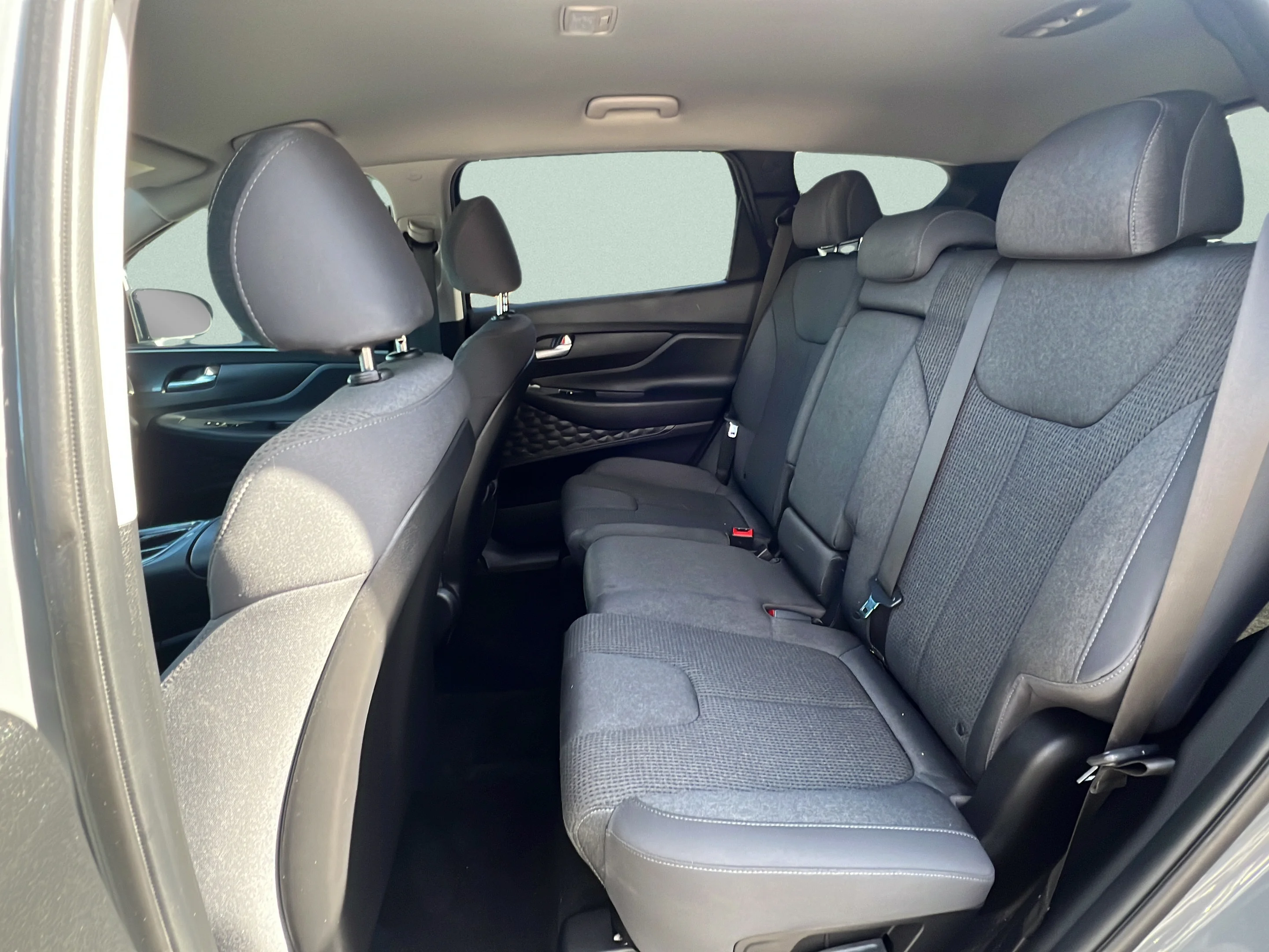 Used 2023 Hampton Gray Hyundai SEL image 10