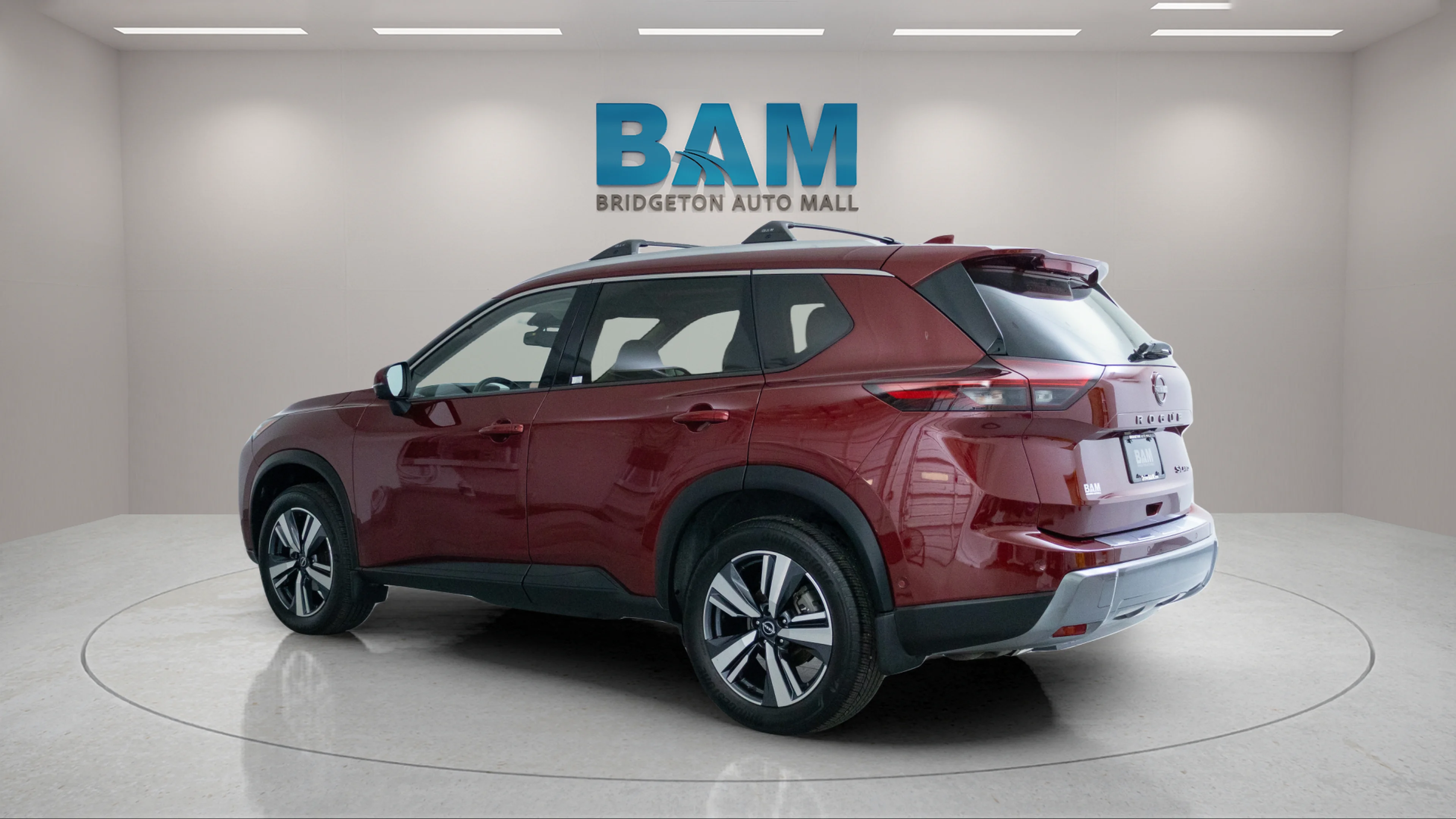 Used 2025 Scarlet Ember Tintcoat Nissan SL image 5