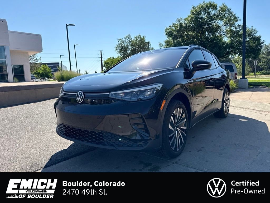 Certified Used 2025 Deep Black Volkswagen Pro image 1