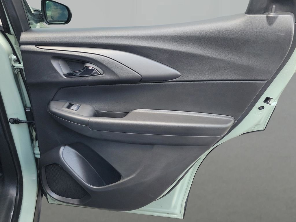 Used 2026 Green Chevrolet LT image 34