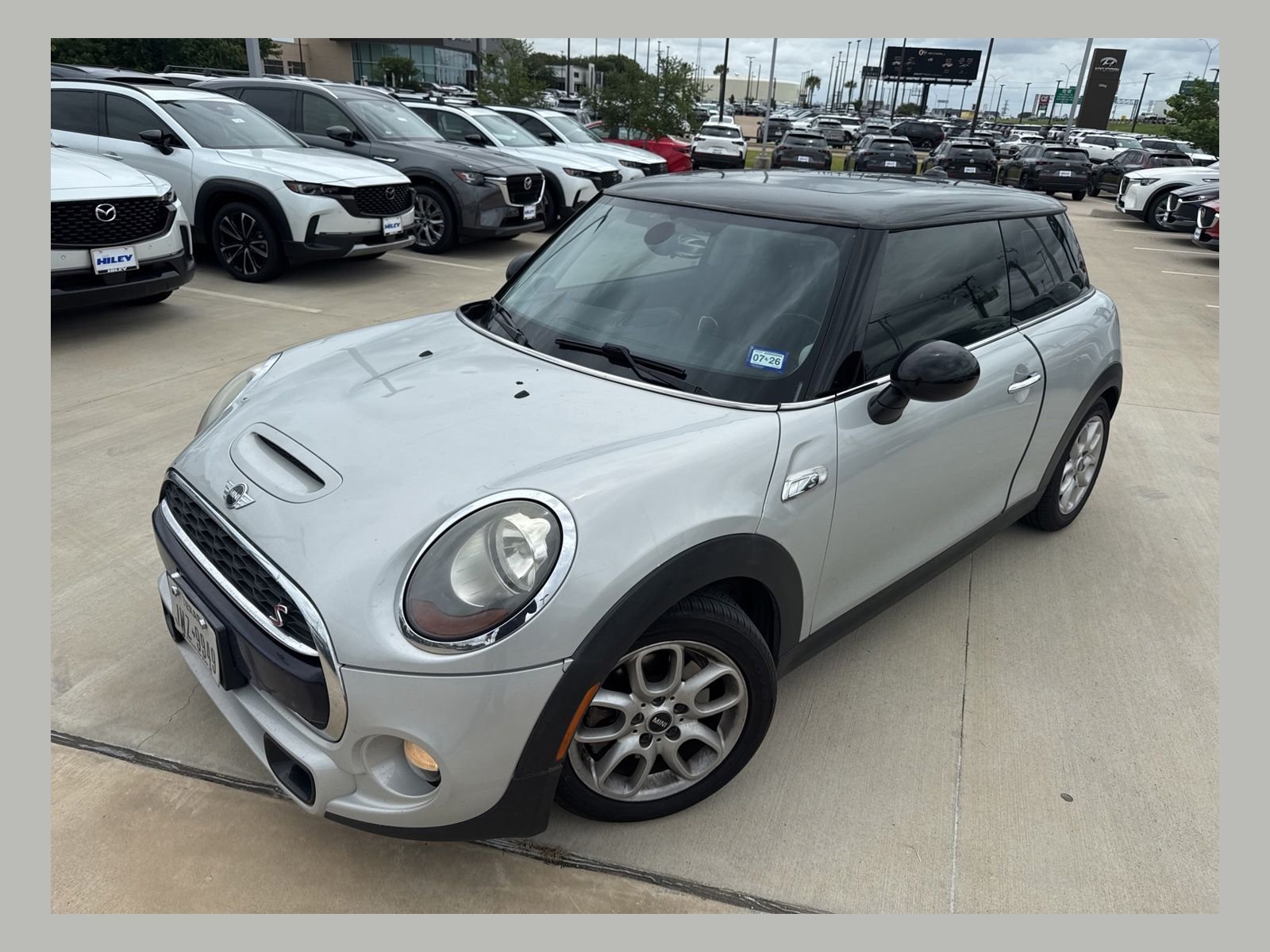 2015 MINI Cooper S's photo