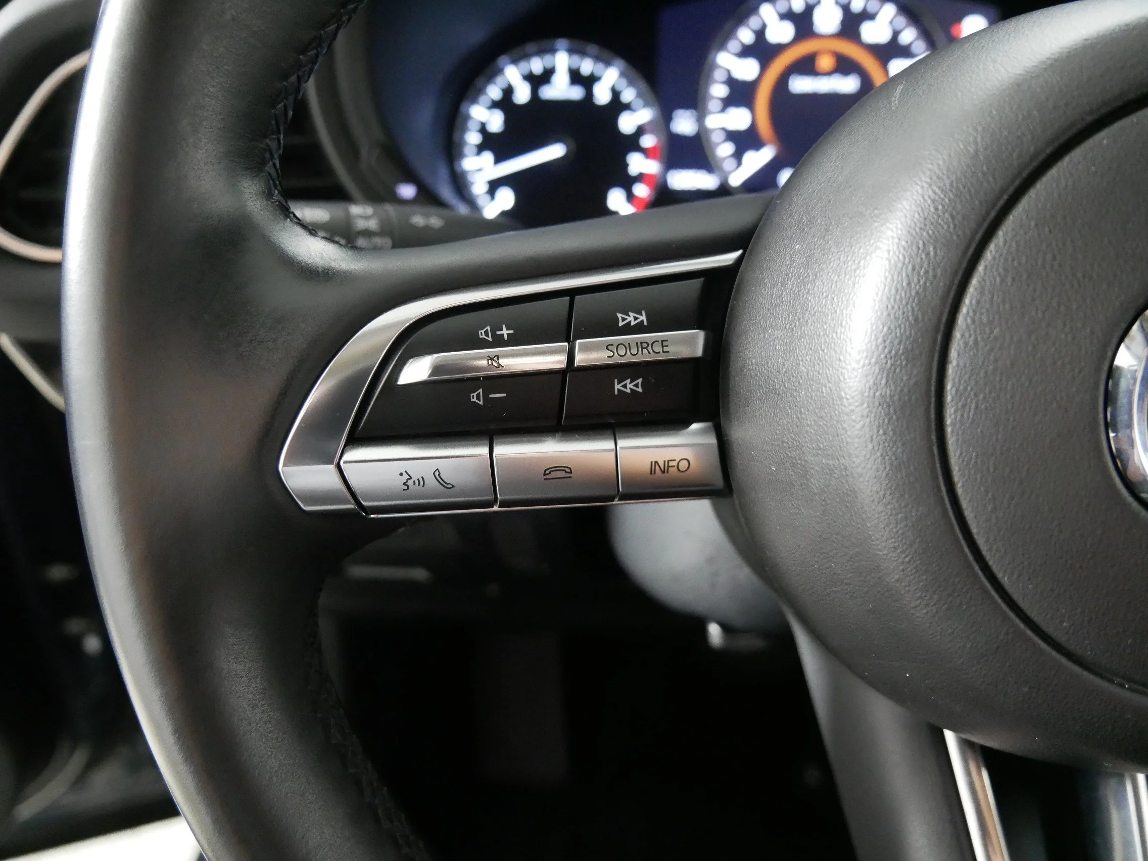 Used 2023 Polymetal Gray Metallic Mazda 2.5 S Carbon Edition image 27