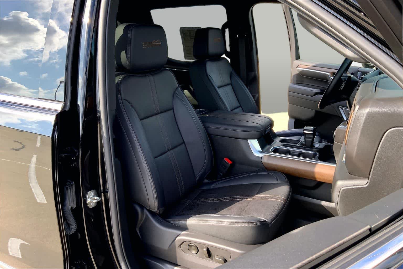 2024 Chevrolet Silverado 1500 High Country - Photo 17