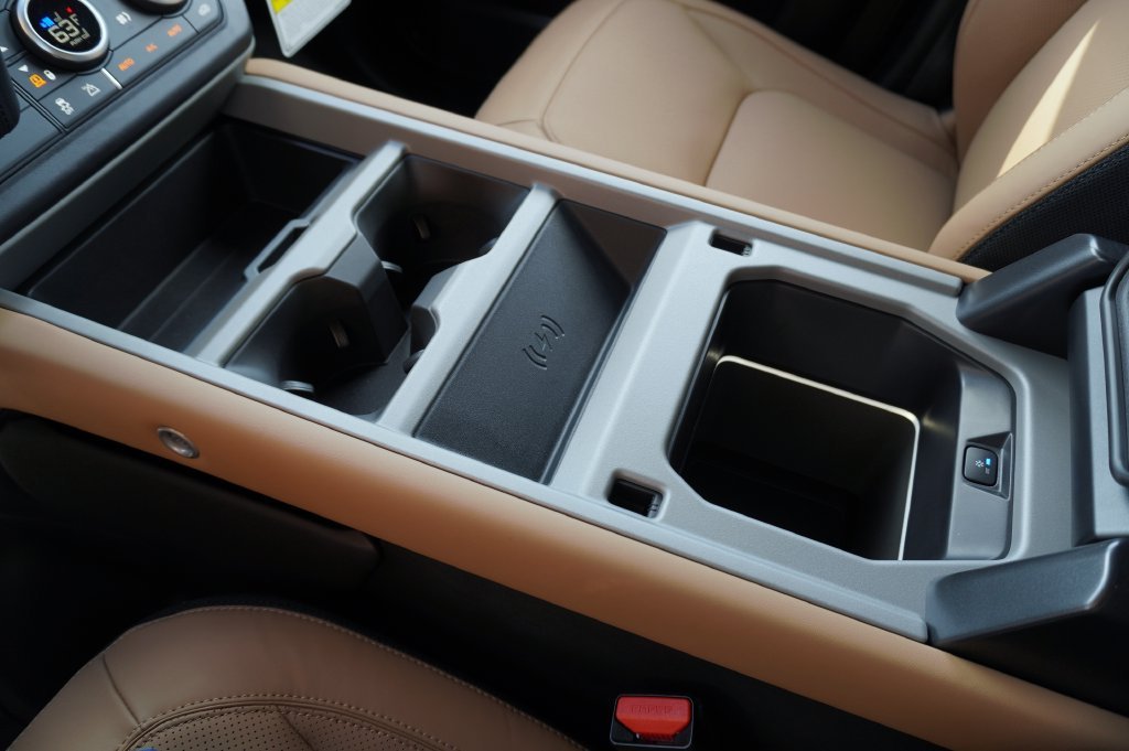 New 2026 Woolstone Green Land Rover X image 30
