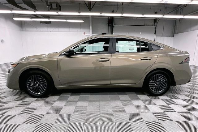 New 2026 Imperial Bronze Nissan SV image 17