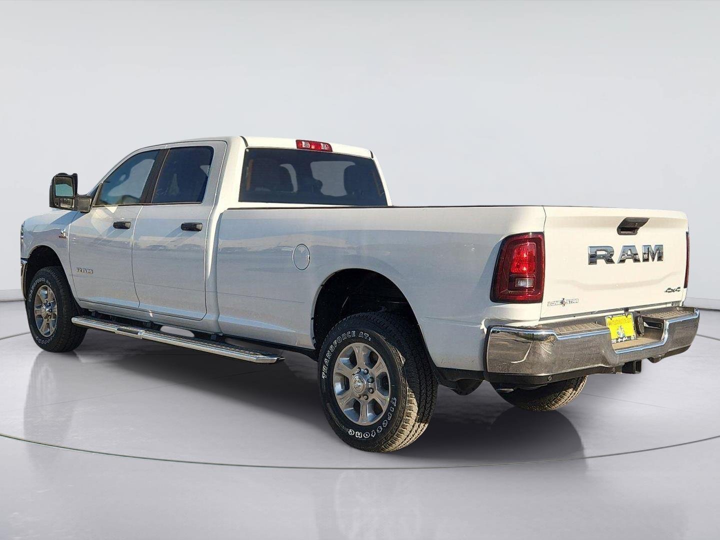 New 2026 Bright White Clear-Coat Exterior Paint RAM Lone Star image 3