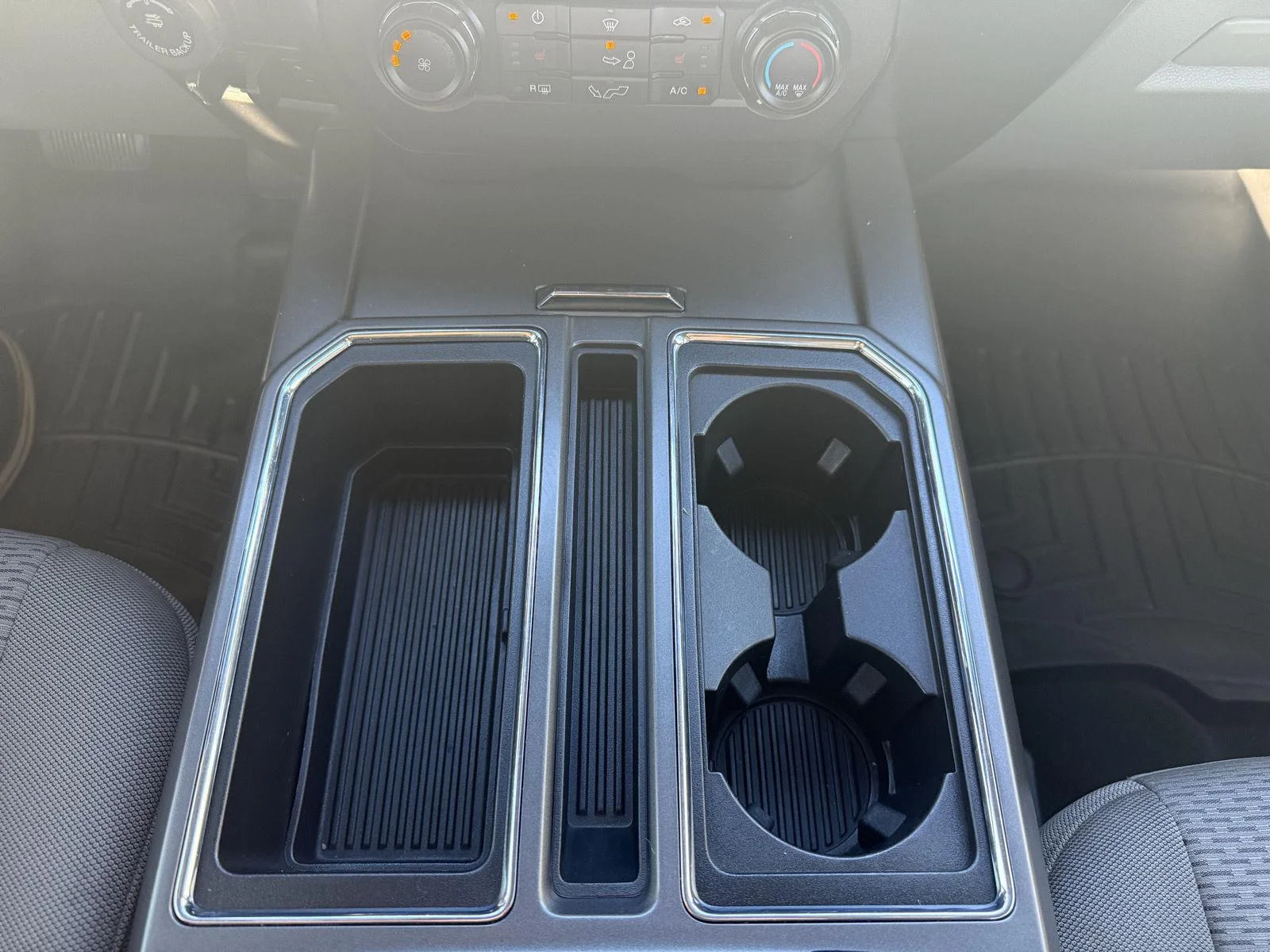 Used 2019 Oxford White Ford XLT image 28