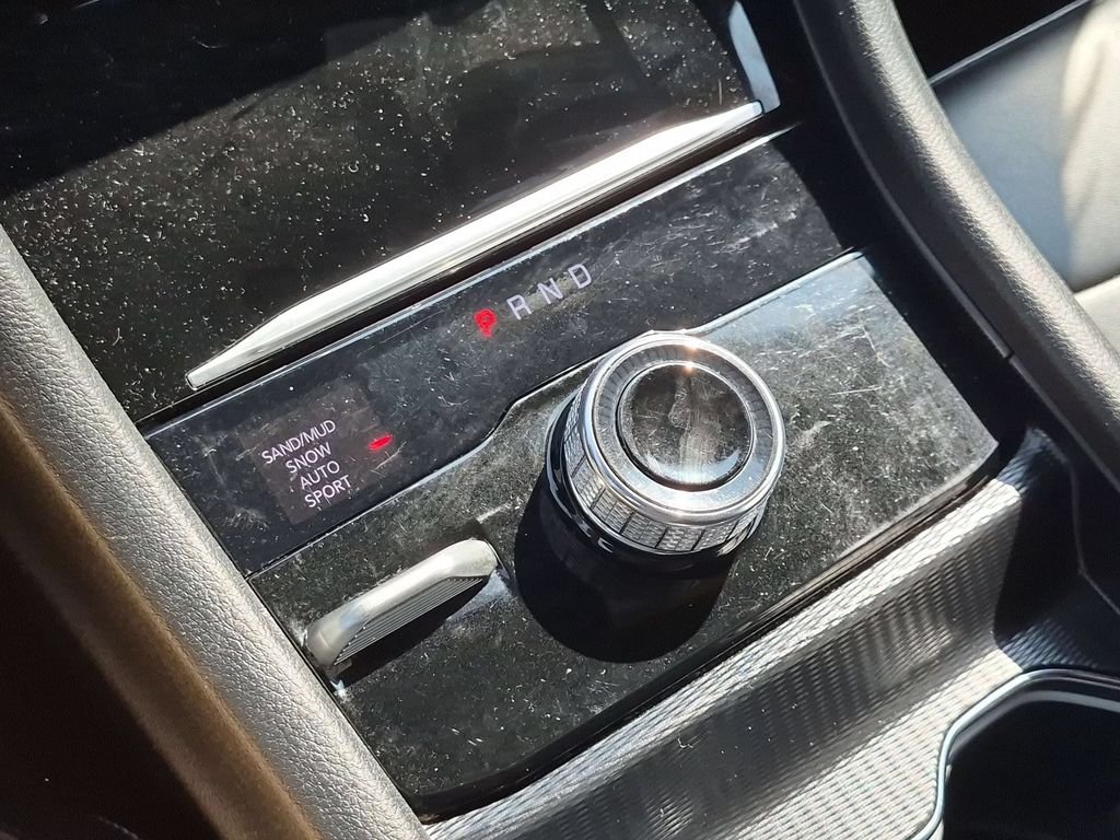 Used 2025 Gray Jeep Limited image 17