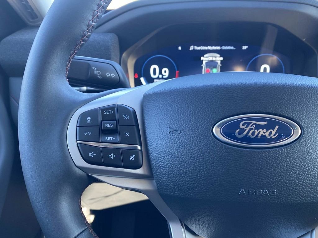 New 2026 Star White Metallic Tri-Coat Ford Active image 14