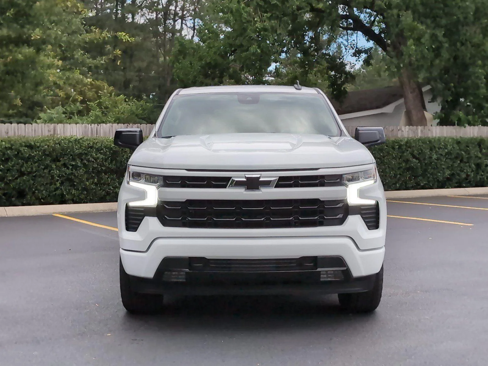 New 2026 Summit White Chevrolet RST image 9