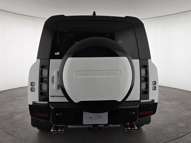 2025 Land Rover Defender V8 - Photo 7